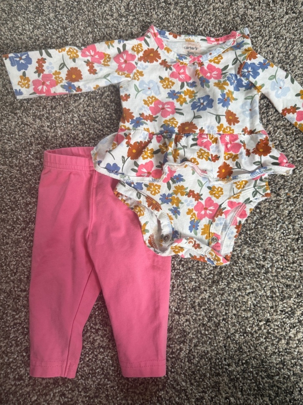 Carter's Baby Girl White Floral Peplum Bodysuit with Pink Leggings Size 0-3 Mo